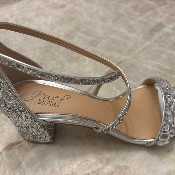 Jewel Badgley Mischka Sparkling Silver Heels - Picture 1 of 7
